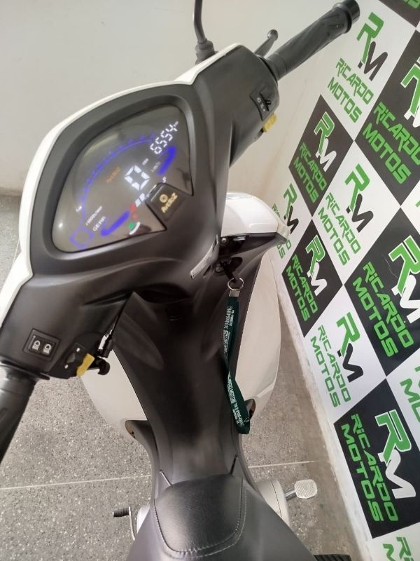AVELLOZ 50CC